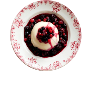 Panna Cota com Coulis de Frutas Vermelhas